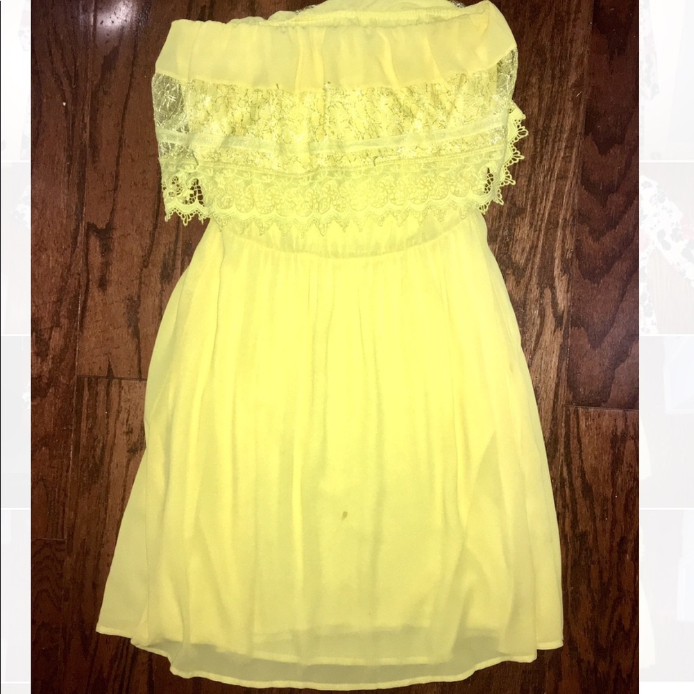 Women’s dress